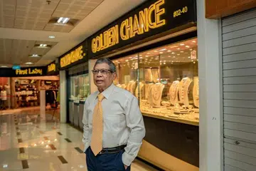 PERUBAHAN PERNIAGAAN UTAMA: Encik Salleh berkata Second Chance Properties telah banyak menjual hartanah sejak beberapa tahun lalu, dan mengalih pelaburan dalam ekuiti. - Foto BH oleh NUR DIYANA TAHA