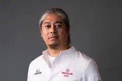 Cef Akmal Anuar berjaya tersenarai dalam Majalah Forbes sebagai pemilik restoran yang disegani di Timur Tengah.