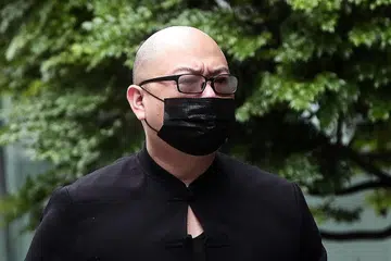 TERRY XU: Ketua editor The Online Citizen didenda $8,000. - Foto-foto fail