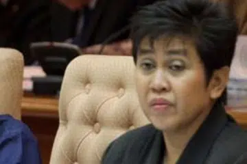 DATUK NOR SHAMSIAH MOHD YUNUS: Menggantikan Tan Sri Muhammad Ibrahim, yang meletak jawatan awal bulan ini selepas persoalan dibangkitkan mengenai peranan bank pusat itu dalam satu perjanjian yang dikaitkan dengan 1MDB, yang dilanda skandal berbilion dolar. - Foto fail