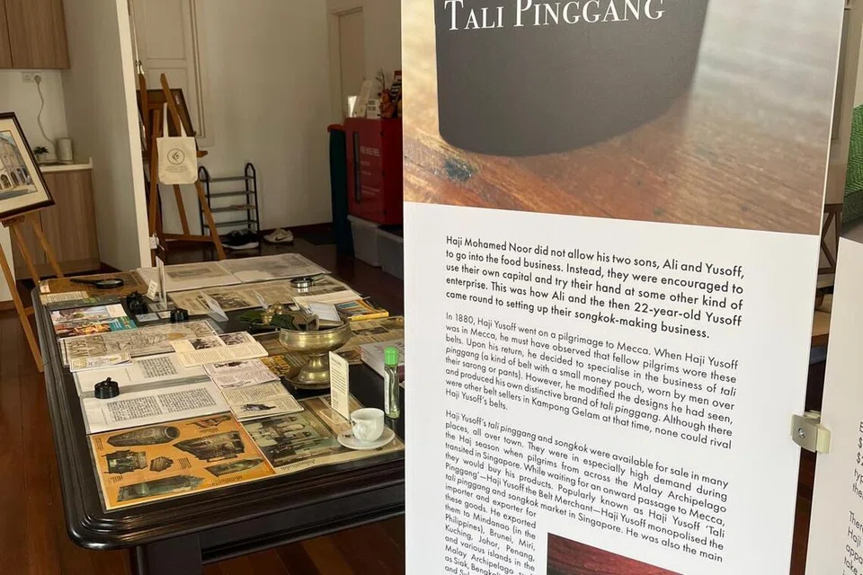 Di Muzium Memorial Haji Yusoff, terdapat papan pameran yang mengisahkan tentang sejarah tempat berikut serta sumbangan Allahyarham Haji Yusoff. Antara sumbangan beliau adalah membuat songkok dan tali pinggang haji.