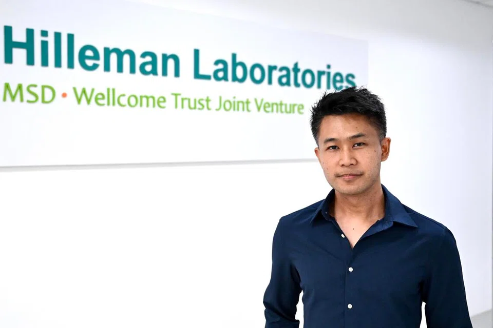 Saintis Melayu,  farmaseutikal, pakar mikrobiologi,  Hilleman Laboratories