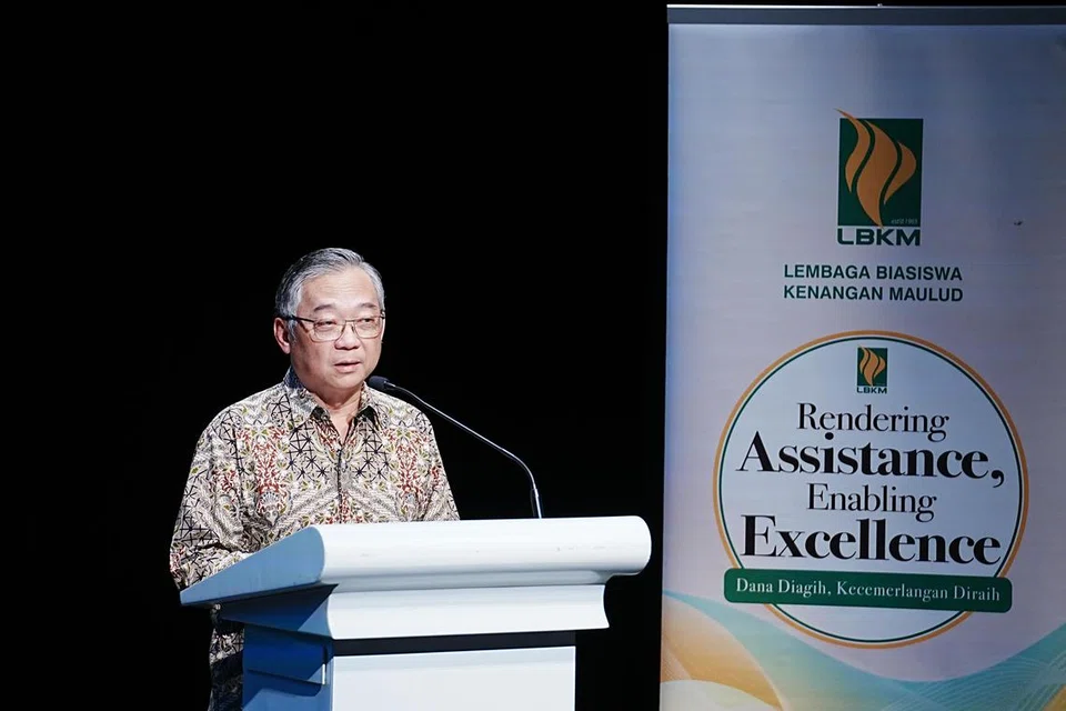 Encik Gan berkata adalah penting membangun masyarakat inklusif sedang kita memburu kejayaan. 