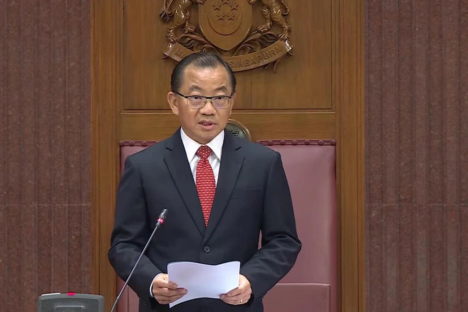 BERI PERINGATAN: Encik Seah Kian Peng memberitahu anggota Dewan supaya berhati-hati mengendali diri sendiri dan mempertanggungjawabkan satu sama lain tanpa rasa takut.