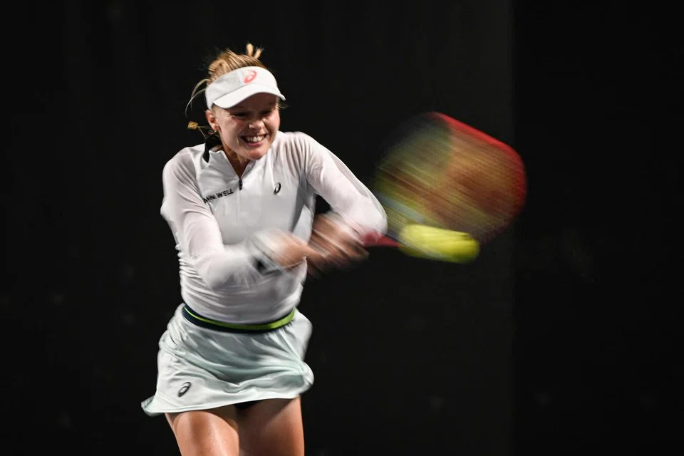 PERLAWANAN PEMBUKAAN: Pemain tenis Britain, Harriet Dart, menang dalam perlawanan pembukaan Terbuka Guangzhou dan berjaya melayakkan diri ke pertandingan seterusnya.