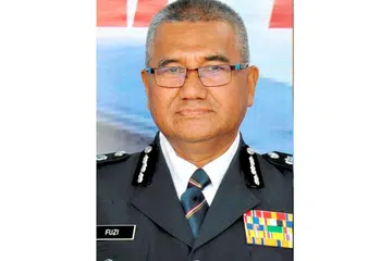 KETUA POLIS NEGARA MALAYSIA TAN SRI MOHAMAD FUZI HARUN: Umumkan tiga unit yang mungkin dimansuhkan itu tidak akan digantikan dengan pasukan lain. - Foto fail