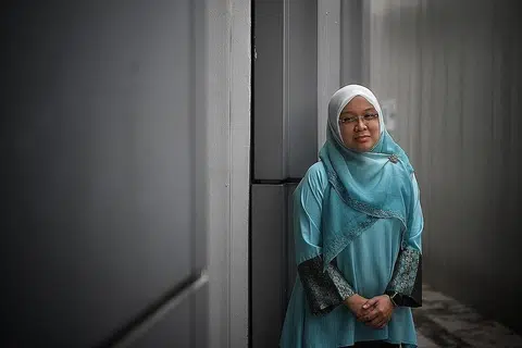 DR INTAN AZURA MOKHTAR