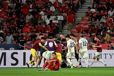 Thailand meraikan jaringan keempat pada masa kecederaan. 