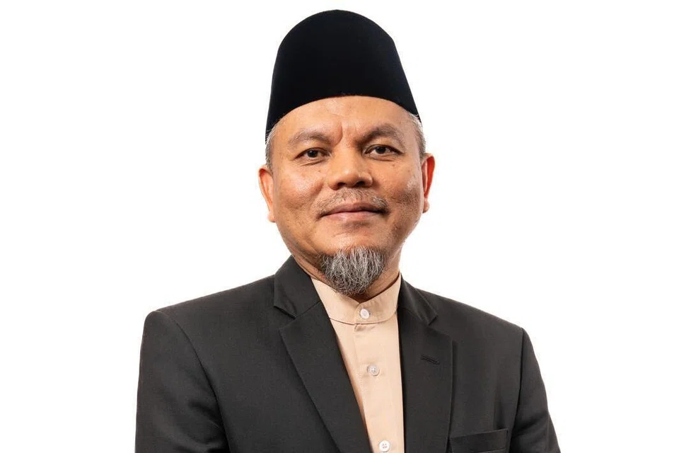 Ustaz Syakir Pasuni, Ustaz Nor Razak, Pendaftar ROMM 