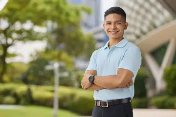 Encik Anwar Haqam Abdul Latiff, 26 tahun, menganggap laluan bekerja sambil belajar memberi pengalaman berharga untuknya.
