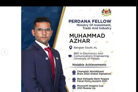 KELULUSAN PALSU: Encik Azhar berjaya memperdaya ketua pejabat keselamatan pemerintah Malaysia untuk menempah tempat dalam program fellowship belia ulungnya.