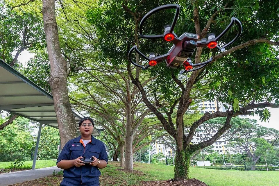 BERSEDIA UNTUK SEKTOR MASA DEPAN: Menurut Cik Nur Zulaifa, kemahiran yang dipelajari dapat mempersiapkan pelajar sepertinya lebih bersedia dan yakin dalam menghadapi cabaran sektor landskap masa depan. - Foto ITE