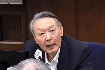 Yoon Suk Yeol, bekas presiden korea selatan, dijel