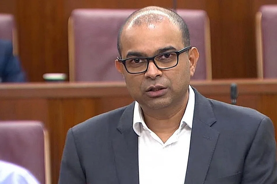 Dr Janil Puthucheary, Menteri Negara Kanan bagi Kesihatan.