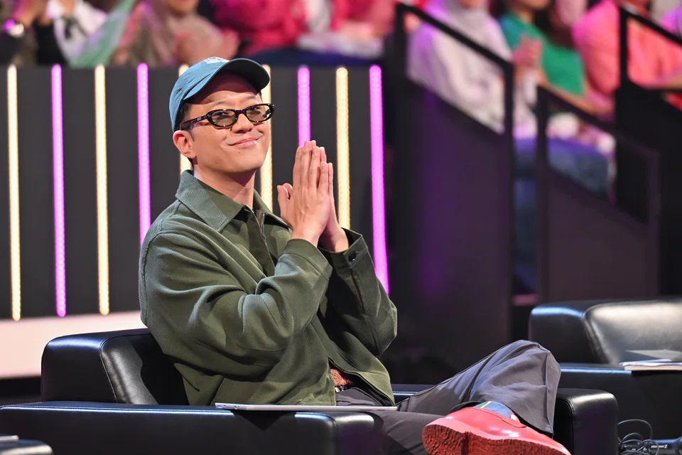 Juri tetap, Sezairi kagum melihat perkembangan ketara yang ditunjukkan peserta ‘Anugerah 2026’ dalam tempoh singkat.