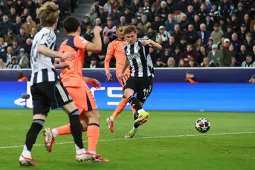 newcastle united, barcelona, liga juara-juara 