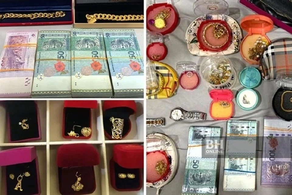 Antara barangan dirampas SPRM menerusi Ops Rentas. 