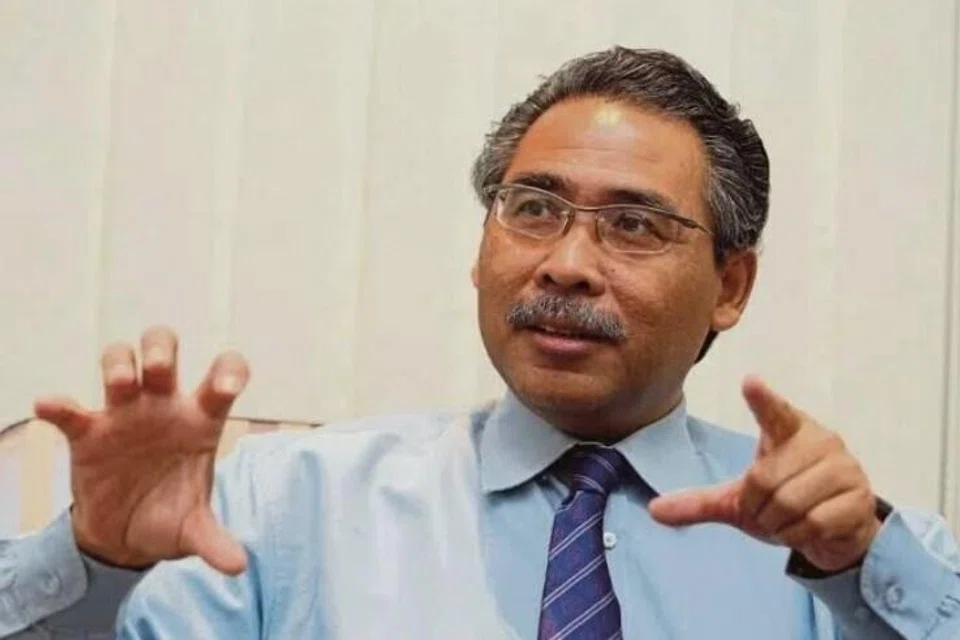 Geostrategis dan Zamil Kanan Akademi Penyelidikan Strategik Nusantara (NASR), Profesor Dr Azmi Hassan.