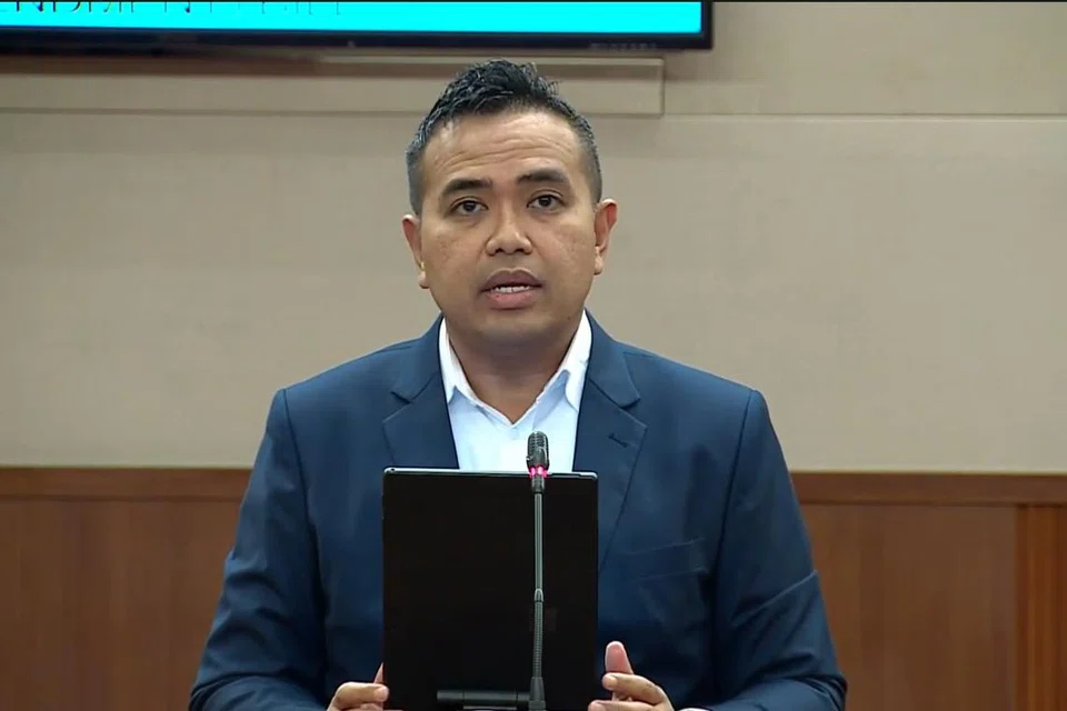 Anggota Parlimen GRC Pasir Ris-Punggol, Encik Sharael Taha 