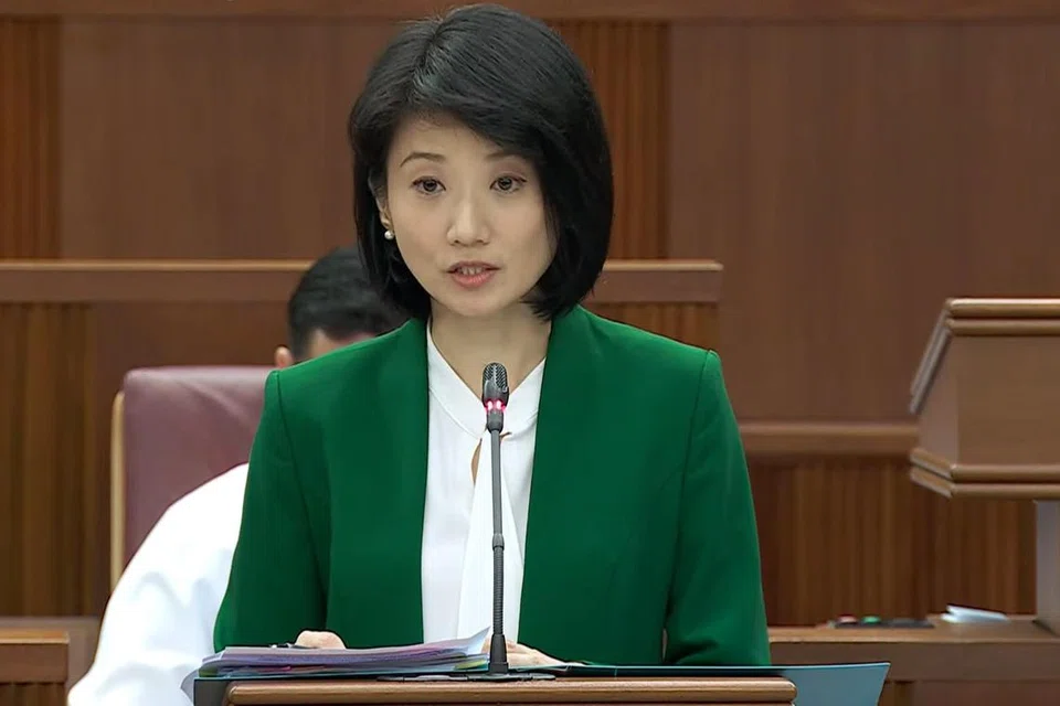 BERI NAMA: Langkah membenarkan pendaftaran nama dibuat kerana pihak berkuasa menyedari bahawa ini mungkin membantu sesetengah ibu bapa yang berduka. Menteri Negara (Pembangunan Sosial dan Keluarga merangkap Ehwal Dalam Negeri), Cik Sun Xueling, memperkenalkan Rang Undang-Undang tersebut, yang meminda undang-undang sedia ada, di Parlimen.