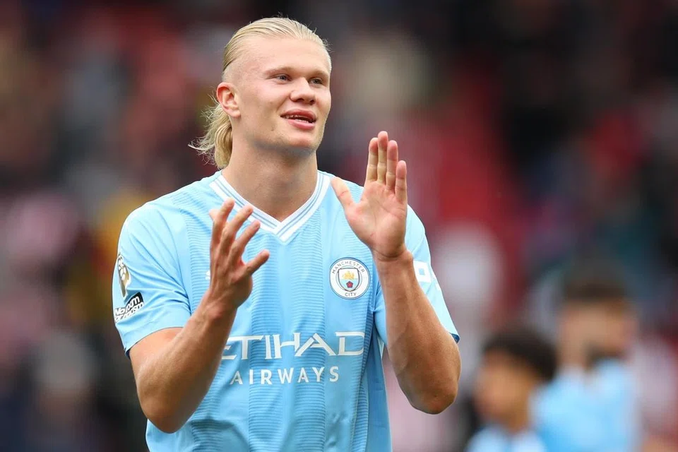 KECEMERLANGAN DIIKTIRAF: Pemain Manchester City, Erling Haaland, selepas perlawanan menentang Sheffield United pada Ahad. Pemain berusia 23 tahun itu baru-baru ini menerima anugerah Pemain Terbaik Tahunan PFA.