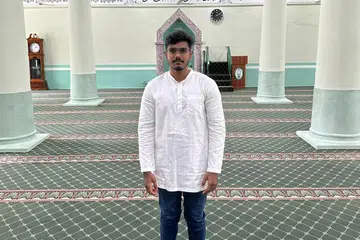 KHIDMAT DENGAN TULUS: Encik Fayaz Nazurudeen yakin belia harus  menggunakan keistimewaan dan kelebihan yang diperoleh selama ini dengan berbakti kepada masyarakat.
