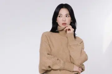 Pelakon Korea, Song Hye-kyo, kini lebih selesa membawa watak ‘gelap’ lagi mencabar seperti mangsa buli yang ingin membalas dendam atau biarawati bersuara lantang yang sanggup melakukan apa sahaja demi menyelamatkan mangsa kerasukan.