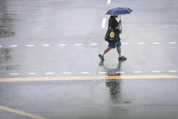Hujan sederhana hingga lebat beserta guruh secara meluas mungkin berlaku pada satu atau dua hari pada separuh kedua Julai.