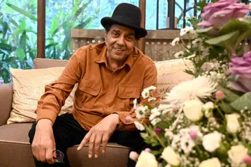 Dharmendra, Bollywood, meninggal dunia 