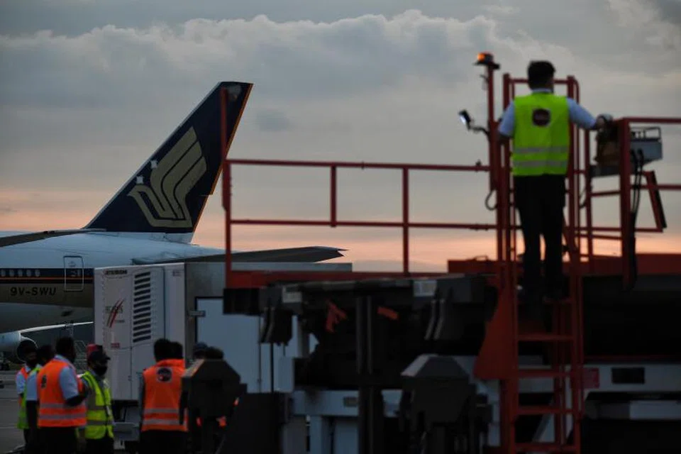 Permintaan bagi karyawan sektor penerbangan dijangka akan meningkat memandangkan jangkaan pertumbuhan yang tinggi dalam trafik udara dan pembukaan Terminal 5 (T5).