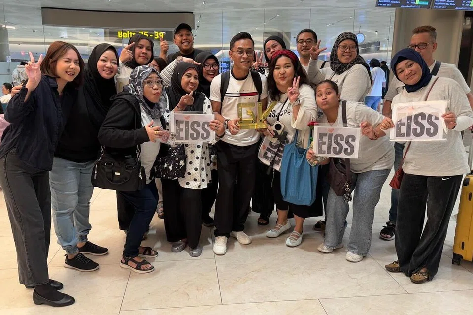 Iskandar Ismail, Gegar Vaganza, juara, peminat, airport