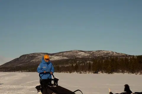Fjallraven Polar’ merupakan ekspedisi anjing gelongsor, dan peserta harus menempuh perjalanan sejauh 300 kilometer, merentasi Artik Scandinavia – kawasan di Sweden dan Norway – dari 27 Mac hingga 2 April lalu.
