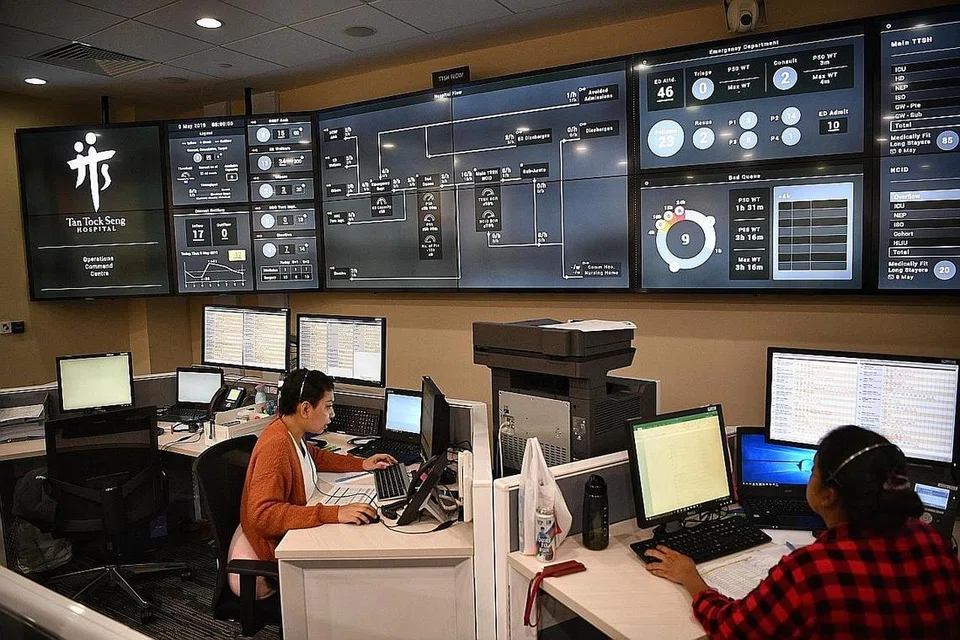 PUSAT BARU: Pusat Ng Teng Fong bagi Inovasi Penjagaan Kesihatan (CHI) ditubuhkan untuk membentuk operasi penjagaan kesihatan awam, dengan menyokong karyawan kesihatan yang mahu idea mereka dipindahkan dalam bentuk prototaip dan memudahkan mereka mendapatkan maklumat dan pengetahuan agar idea itu dapat dimanfaatkan dalam kehidupan sebenar. - Foto BH oleh ARIFFIN JAMAR