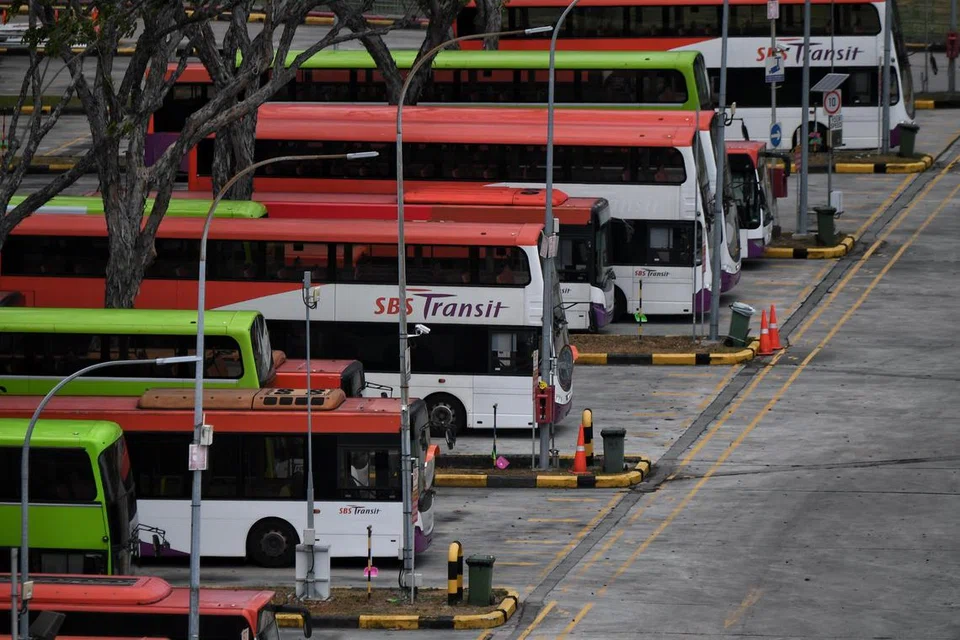 DEMI KESELESAAN PENUMPANG: Lebih 630 bas awam akan dibaik pulih antara 2023 dengan 2025 untuk membetulkan sebarang isu kerosakan dan untuk mengekalkan keadaan bas.