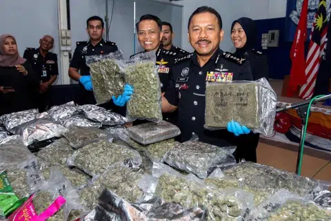 Malaysia, Kelantan, sindiket dadah, ganja, suami isteri