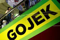 PERLUAS PELUANG EKONOMI: Gojek Singapura, hari ini mengumumkan bahawa ia telah menandatangani perjanjian dengan sejumlah organisasi - termasuk Deliveroo, Advo dan Ebb & Flow Group - untuk menyediakan khidmat penghantaran yang sangat diperlukan yang dapat mewujudkan peluang memperoleh pendapatan tambahan untuk rakan pemandu selama tempoh Covid-19 ini.