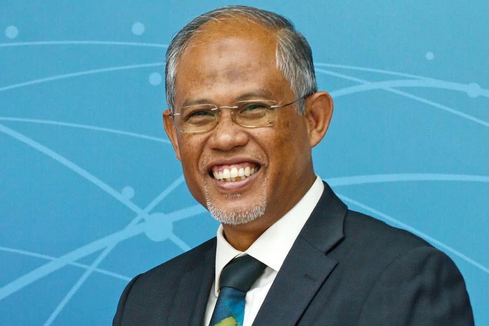 "Apa yang dialami Cape Town adalah perkara yang boleh berlaku di Singapura. Kita tidak boleh menanti sehingga krisis berlaku untuk bertindak." - Menteri Sekitaran dan Sumber Air, Encik Masagos Zulkifli Masagos Mohamad, merujuk kepada keadaan di Cape Town di Afrika Selatan, di mana tampungan air kian kering disebabkan kemarau tiga tahun.