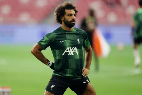 MASIH PEMAIN LIVERPOOL: Ejen Salah berkata pemain itu masih terikat kontrak dengan Liverpool dan akan kekal di kelab itu pada tahun ini. 