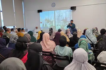Bersiap ikuti kursus manasik untuk mempersiapkan diri untuk menunaikan ibadat haji.