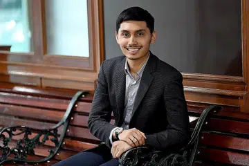 SIKAP MURNI: Islam, menurut Ustaz Mohammad Syazwan El Rani Mohammad (atas). meletakkan tuntutan murni buat individu Muslim untuk bersikap baik kepada jiran tetangga, sebagai tanda khidmatnya kepada Allah swt. - Foto BH oleh KHALID BABA