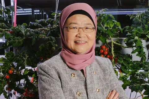 TOKOH WANITA: Sumbangan saintis Profesor Jackie Yi-Ru Ying mendapat penghormatan apabila diiktiraf sebagai ‘Her World Woman of the Year’ 2023 atau ‘Tokoh Wanita Her World 2023’.