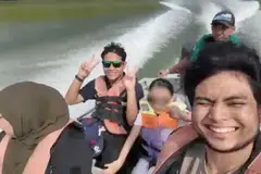 Encik Sayyid Muhammad Fariid Syed Amzah Alsagoff (kanan) sedang bercuti bersama 27 ahli keluarga lain di Lagoi, Bintan, apabila lapan daripada mereka terlibat dalam kejadian bot terbalik pada 31 Mei.