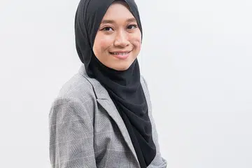 CIK NUR ATIQAH: Akan mempelbagaikan pendekatan mengajar pelajarnya walaupun pada dasarnya guru-guru diperlukan mengajar menggunakan sebutan baku. - Foto ihsan CIK NUR ATIQAH MOHAMMAD HAIZAN