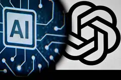 Microsoft bergerak paling pantas dan paling jauh ke dalam ruang kecerdasan buatan atau AI, melabur dalam pembangunan ChatGPT OpenAI dan mendorong penggunaan AI merentas produk manakala syarikat-syarikat lain memilih untuk bergerak dengan lebih berhati-hati.