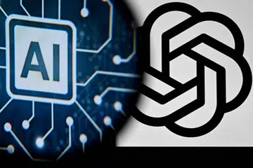 Microsoft bergerak paling pantas dan paling jauh ke dalam ruang kecerdasan buatan atau AI, melabur dalam pembangunan ChatGPT OpenAI dan mendorong penggunaan AI merentas produk manakala syarikat-syarikat lain memilih untuk bergerak dengan lebih berhati-hati.