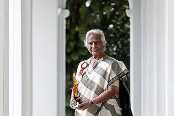 PEMERGIANNYA DIRATAPI RAMAI AKTIVIS SENI TARI: Cik Santha Bhaskar telah dilantik ke dalam Dewan Kemasyhuran Wanita Singapura pada 8 Mac 2021. - Foto CMG