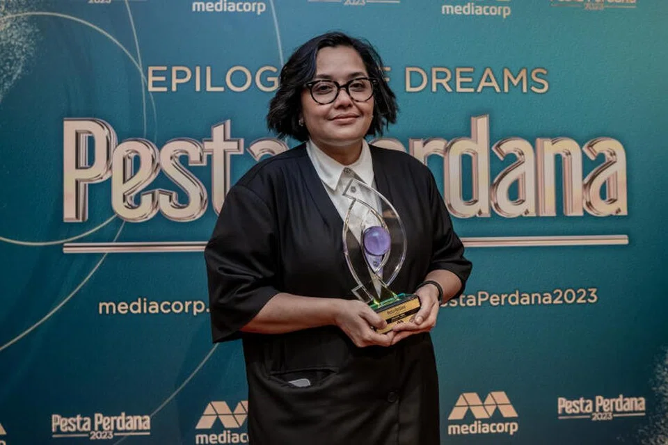 BERIKAN YANG TERBAIK: Bagi Fadila Abdul Wahid dan pasukannya, setiap rancangan yang diterbitkan, mestilah lebih baik daripada sebelumnya. 