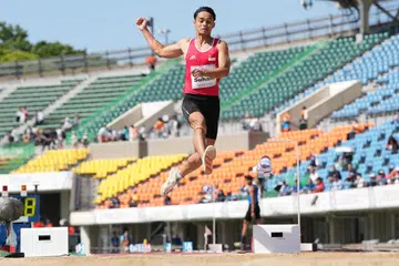 Atlet para lompat jauh Singapura, Suhairi Suhani, bertanding di Kejohanan Atletik Para Dunia di Kobe, Jepun. 