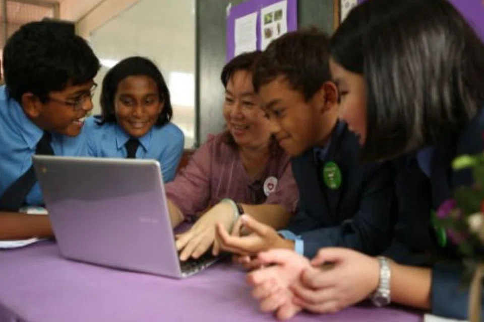 Projek 1BestariNet yang dimulakan kerajaan Barisan Nasional (BN) pada 2011 dan ditamatkan pada 2020, kini disiasat Suruhanjaya Pencegahan Rasuah Malaysia (SPRM).