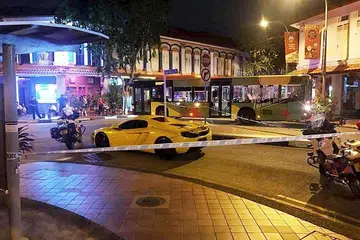 PEMANDU DIDAKWA: Sheikh Muhammad didakwa memandu kereta 'sports' ini dan ditahan polis kerana didapati memandu tanpa lesen dan cuba melarikan diri selepas diarah berhenti oleh polis di sekatan jalan raya. - Foto fail
